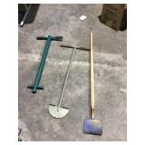 Square point shovel, edging knife and bulb