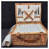 Wicker Picnic Basket Insulated Cooler Set for Two