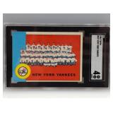 1963 Topps New York Yankees Mickey Mantle SGC 4