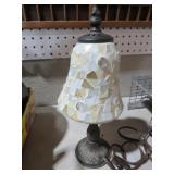 MOSAIC SHADE LAMP