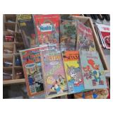 COLLECTION OF VINTAGE COMIC BOOKS