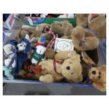 COLLECTION OF STUFFED BOYDS BEARS