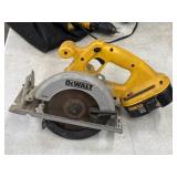 Dewalt DC390 18V Cordless Circular Saw w/ Battery