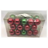 New 28ct Glass 65mm Ornaments Red / Green