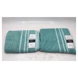 2 Nwt Bath Towels