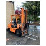 TOYOTA FORKLIFT 2FG30 6,000 LB PROPANE DOUBLE MAST HARD