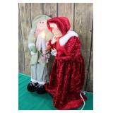 Animated Mrs Claus & Angel