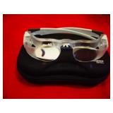 PROFESSIONAL ADJUSTABLE MAGNIFIED EYE WEAR