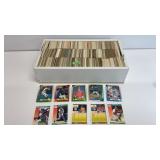 Bsasball cards, 3 rows in box, 1000 or more