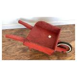 Red garden flower wagon with turning wheel, 29x13