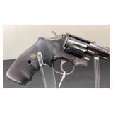 Smith & Wesson 10-5 Snub Nose .38 SPL with box