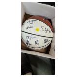 2016/17 Team Signed Uk Basketball