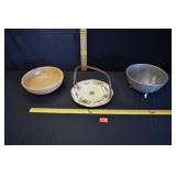 VTG Japan Hand Painted Plate w/Bamboo Handles,