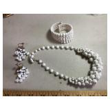 Vintage necklace, bracelet and earrings