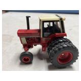 1/64 international 1486 tractor