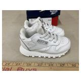 Reebok size 4 toddler shoe