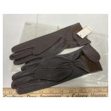 Ladies size M Leather brown gloves