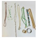 COLLECTION OF VINTAGE NECKLACES & BANGLES