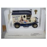 Golden Wheel 1:25 Diecast Pepsi Delivery Truck