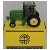 ERTL 1:64 John Deere 1993 Customer Roundup