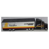 Road Champs 1:64 International 9400 Penske Rusty