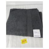 Bath Towel (Grey color)