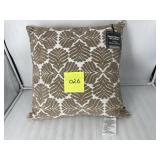 BETTER HOMES & GARDENS THROWING PILLOW (20INX20IN)