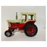 Ertl IH 1066 Tractor (5 Millionth)