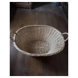 WICKER BASKET