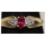 10K GOLD RUBY RING   SIZE 6.5