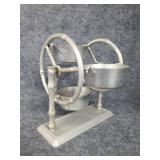 Everlast Forged aluminum condiment Ferris wheel