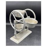 Everlast  Aluminum Ferris Wheel serving lazy Susan