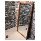 Miroir dans cadre en bois, 24.25