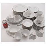 Gros ensemble de vaisselle Noritake Tahoe 2585