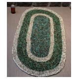 Tapis vintage, au crochet, en laine