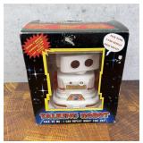 Chain Fong Battery Operated Talking Robot Toy