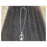 830 Pendant with Chain